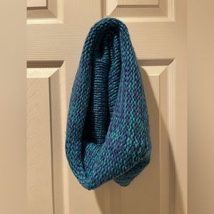 Women’s Scarf